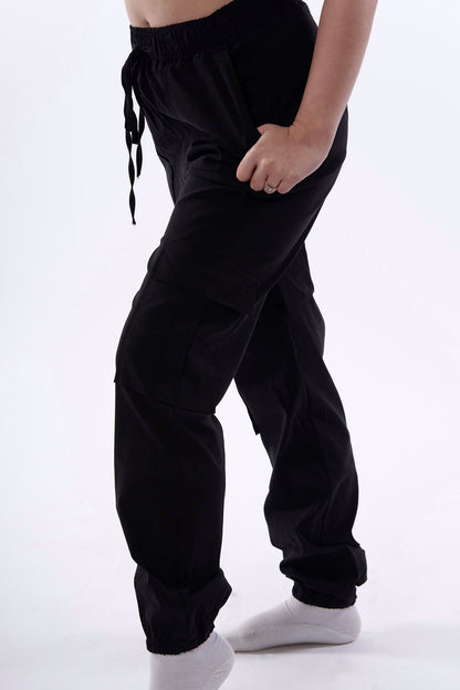 Cuffed leg cargo trousers